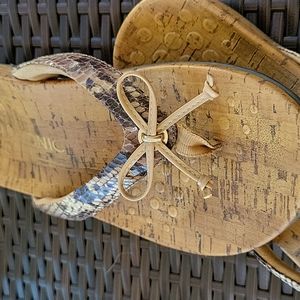 VIONIC 10 WIDE SANDALS